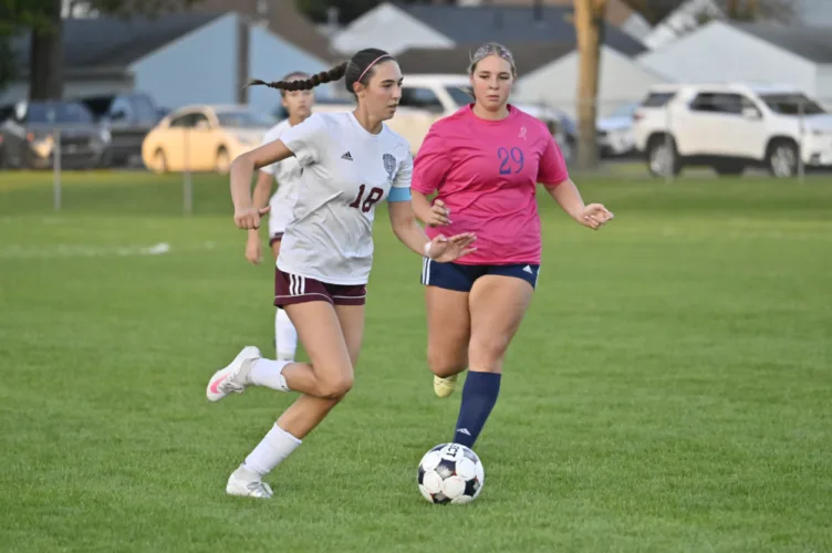 JFK outplays sluggish Boardman